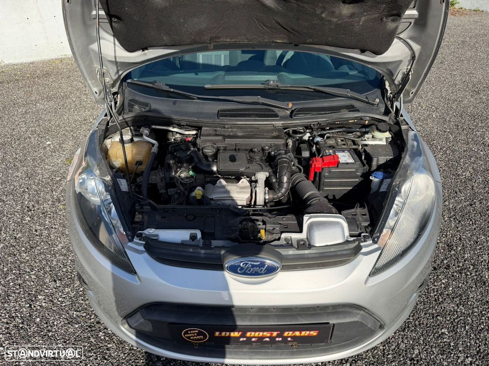 Ford Fiesta 1.4 TDCI Techno - 26