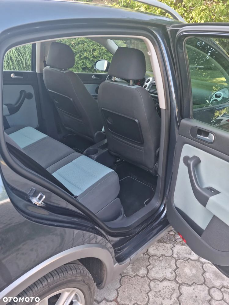 Volkswagen Golf Plus 1.9 TDI Cross - 11