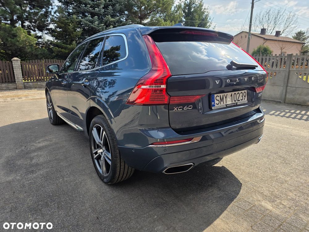Volvo XC 60 D5 AWD Geartronic Inscription - 4