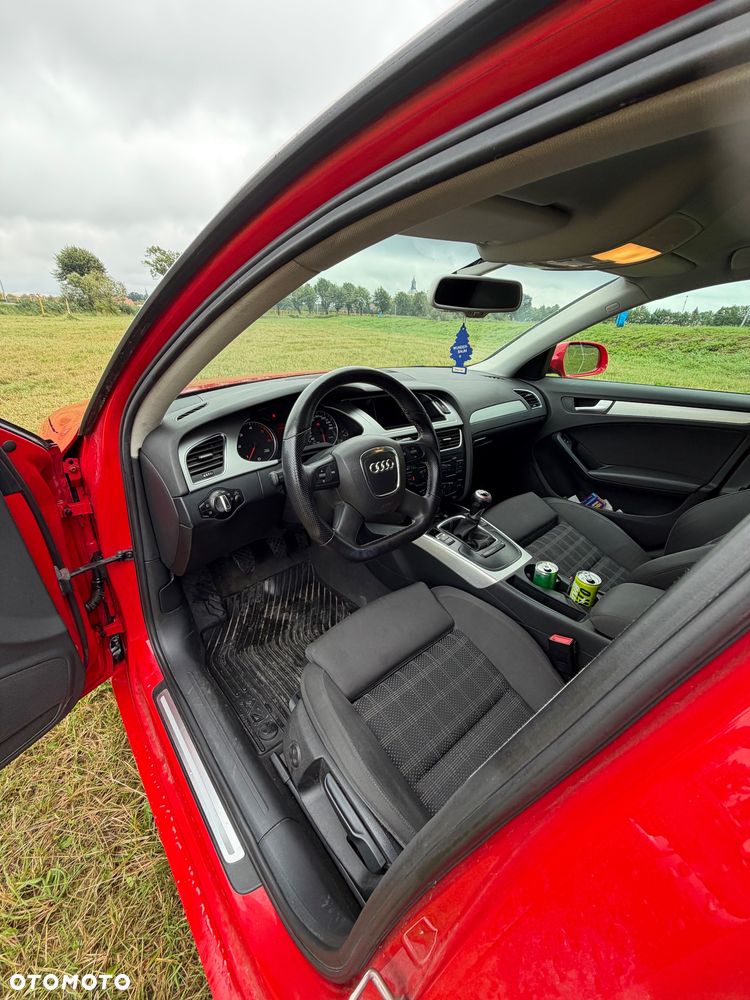 Audi A4 Avant 2.0 TDI - 5