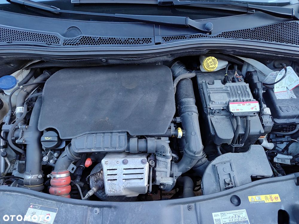Peugeot 2008 - 21