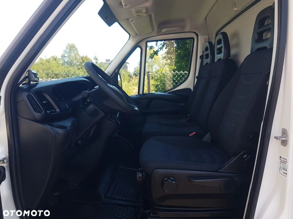 Iveco DAILY CHŁODNIA IZOTERMA AGREGAT THERMO KING V-200 MAX GRZANIE 7EP 3,68x2,10x2,10 KLIMA KRAJOWY - 23