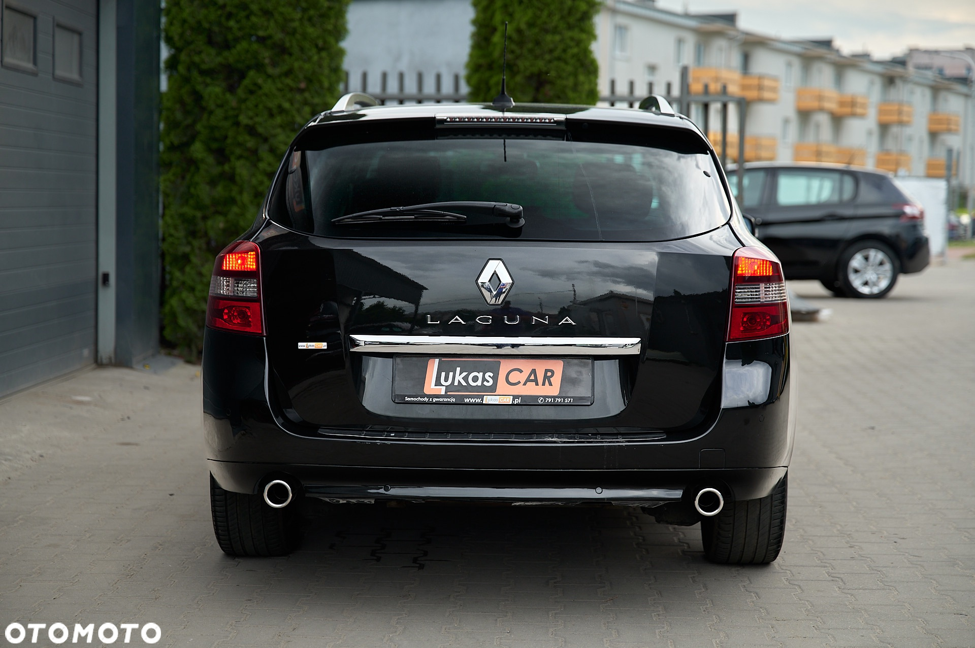 Renault Laguna Grandtour ENERGY dCi 130 FAP Start-Stop Bose Edition - 11
