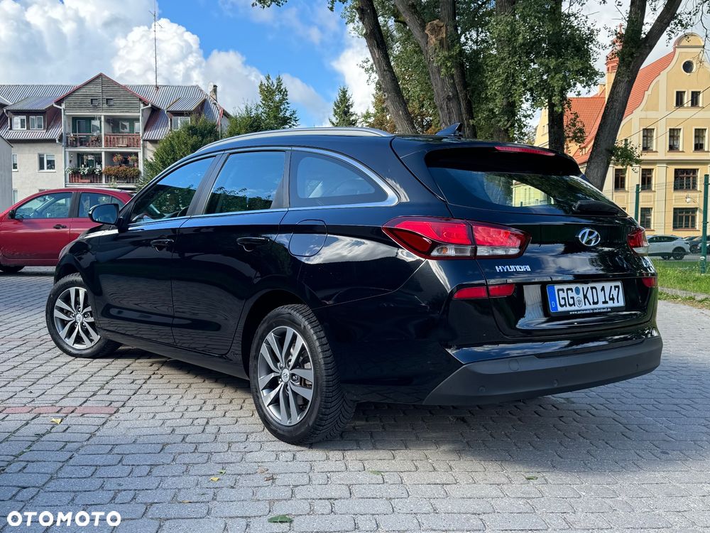 Hyundai i30 1.6 CRDI DCT EDITION 30+ - 13