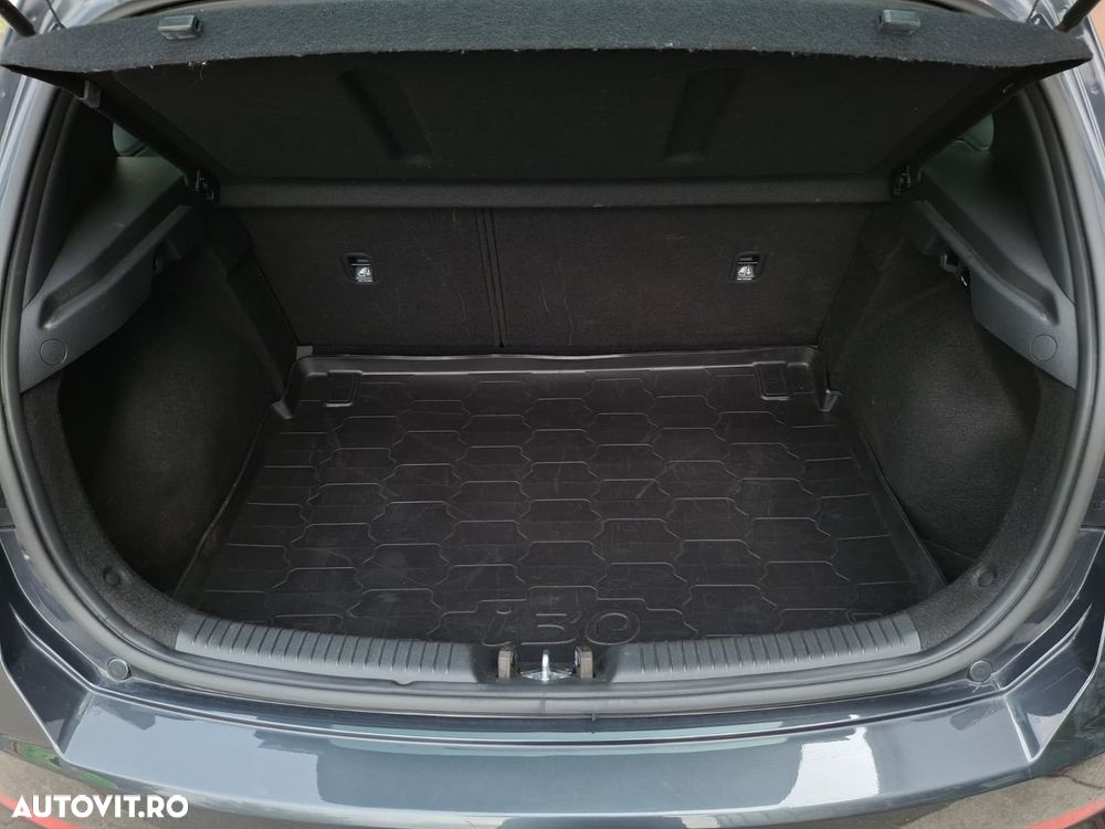 Hyundai i30 - 25