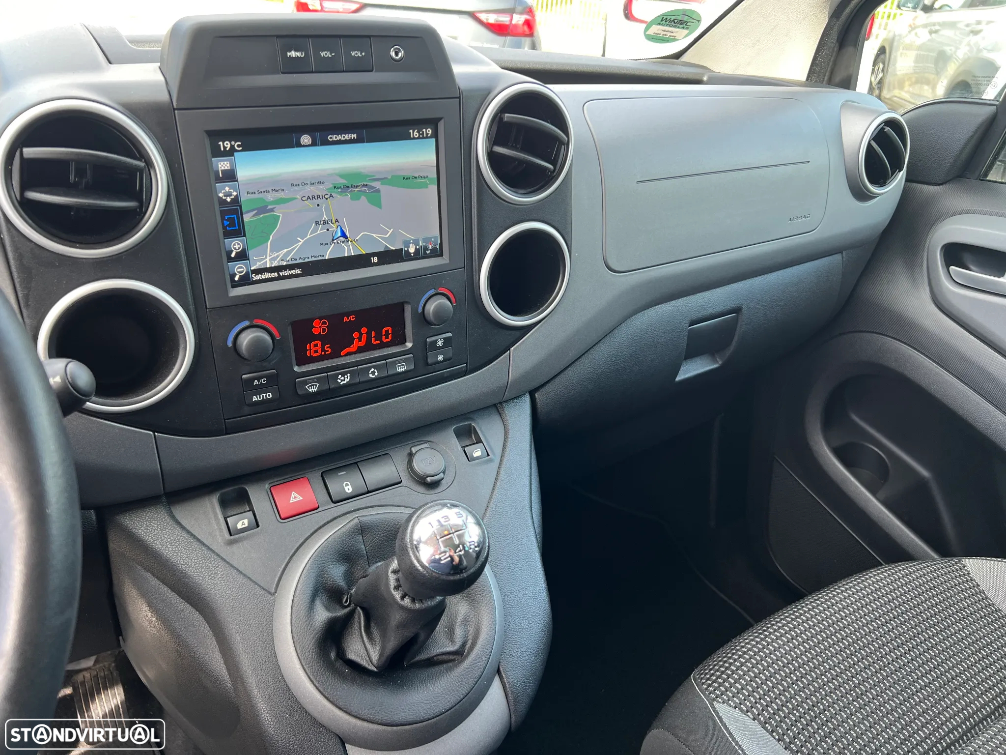 Peugeot Partner 1.6 BlueHDi Confort - 23