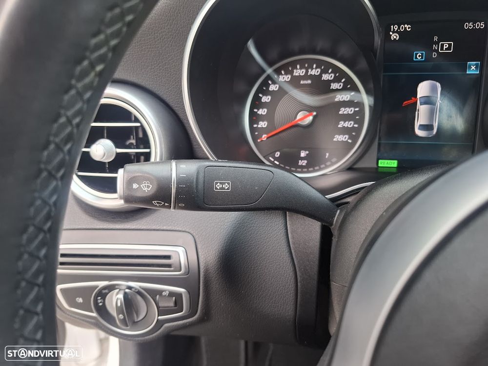 Mercedes-Benz C 200 Station 4Matic 9G-TRONIC Exclusive - 27