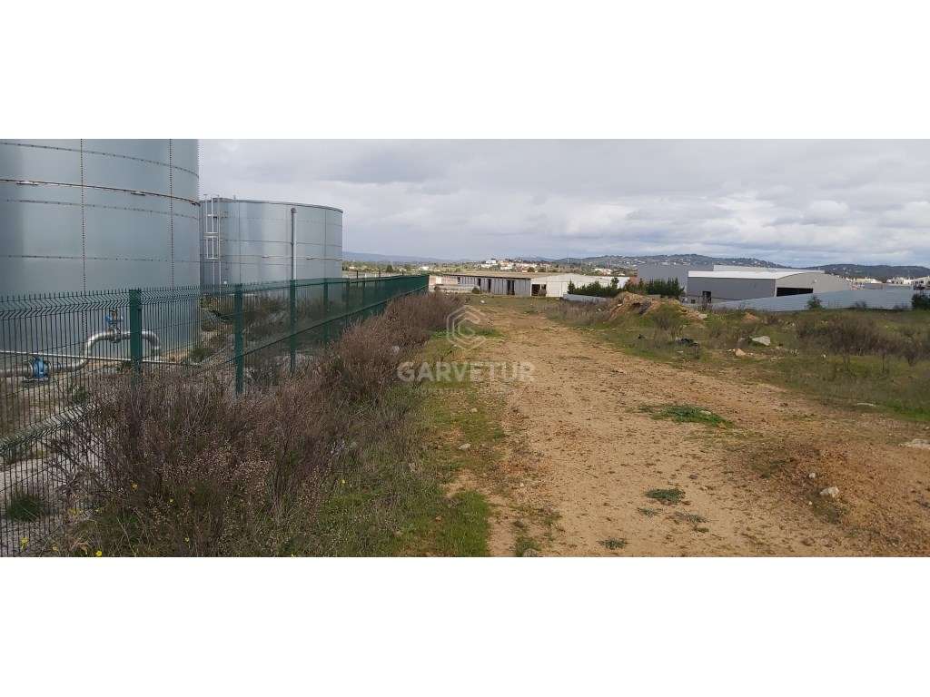 Terreno rústico em zona industrial, Algoz, Algarve - Grande imagem: 2/16