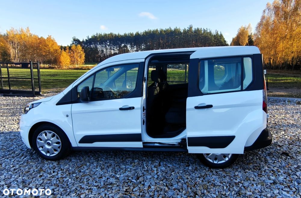 Ford Transit Connect - 8