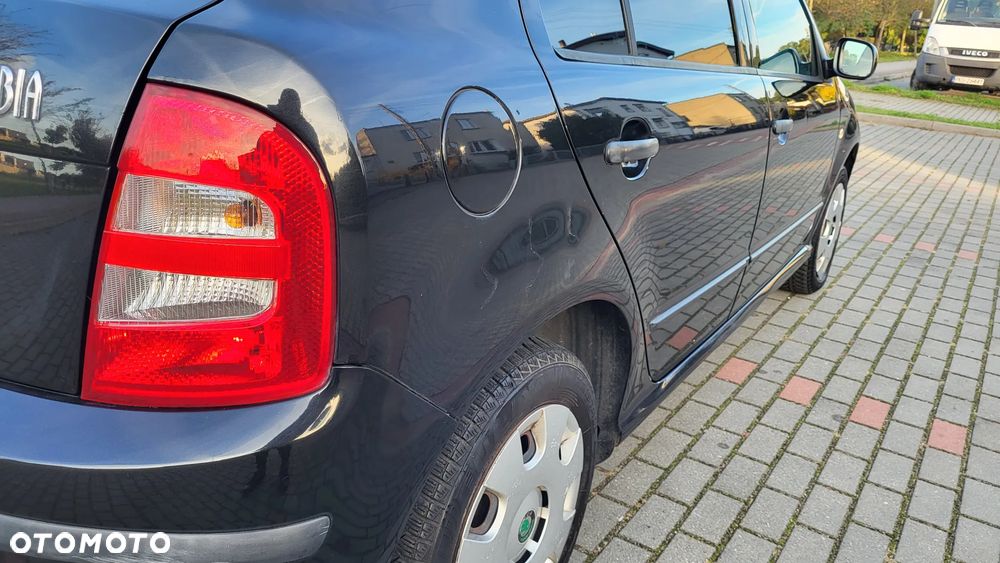 Skoda Fabia 1.2 HTP Extra - 10