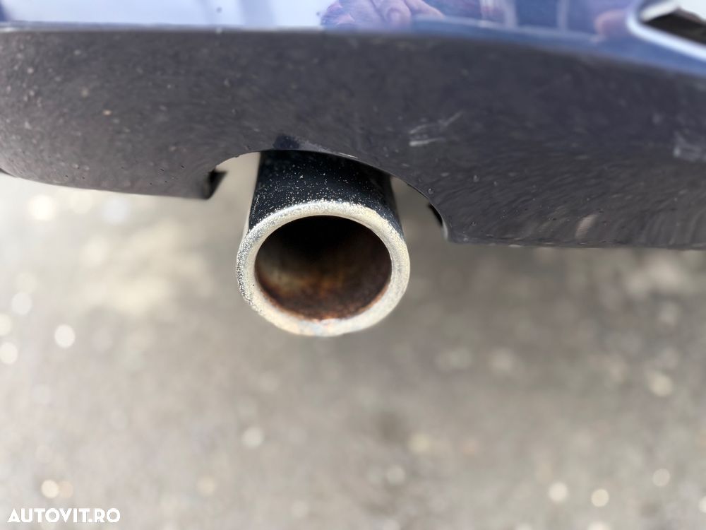 BMW Seria 3 320d Aut. Sport Line - 9