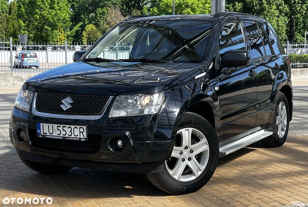 Suzuki Grand Vitara 2.0 De Luxe - 1