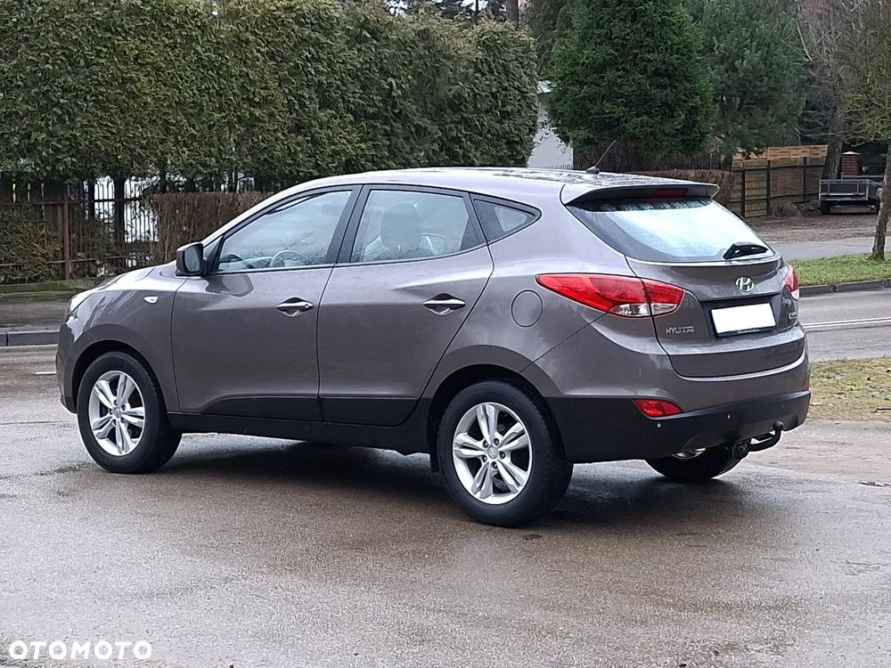 Hyundai ix35 blue 1.6 2WD Finale Gold - 2