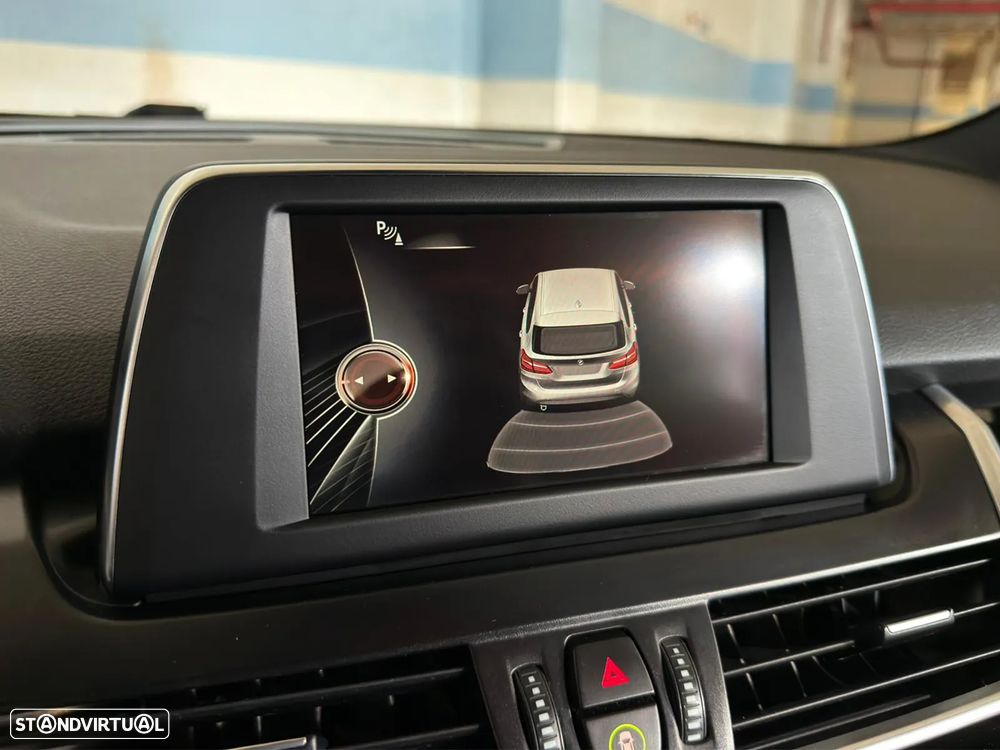 BMW 218 Active Tourer d Sport-Aut. Sport Line - 14