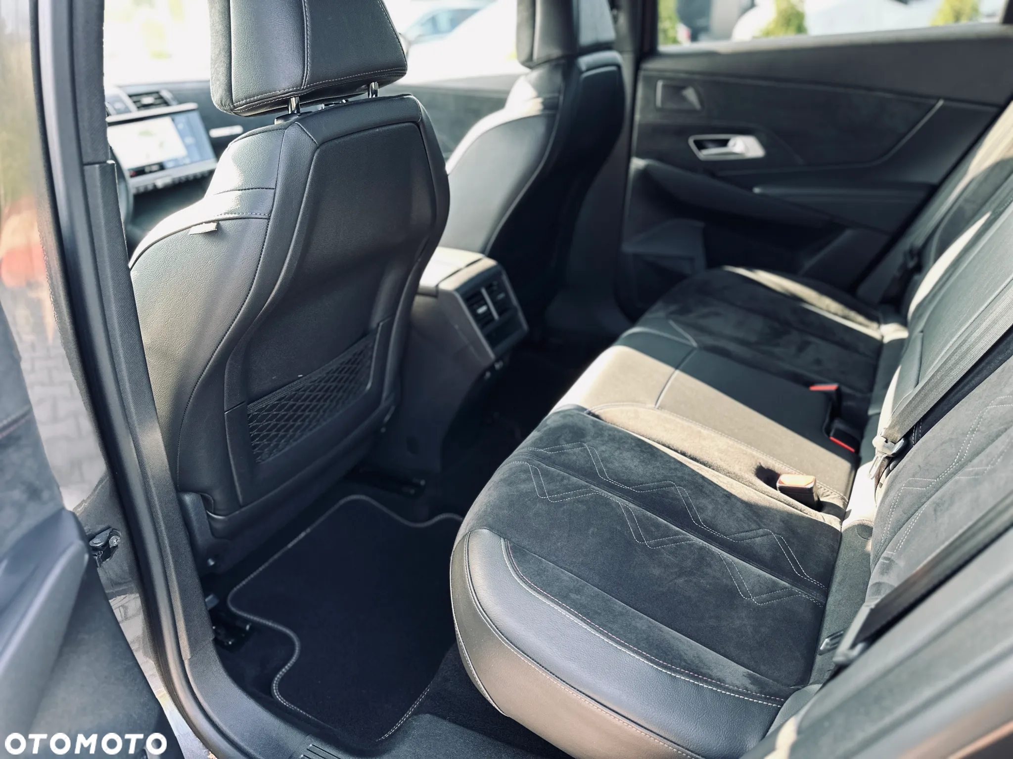 DS Automobiles DS 7 Crossback 1.5 BlueHDi Performance Line - 17
