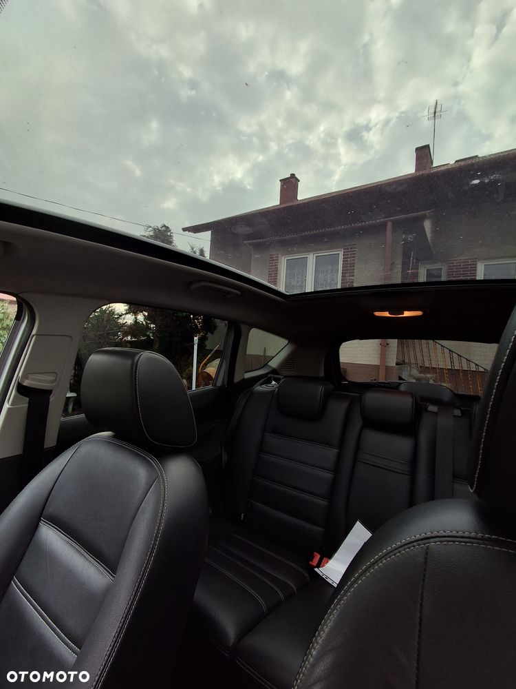 Ford Kuga - 12