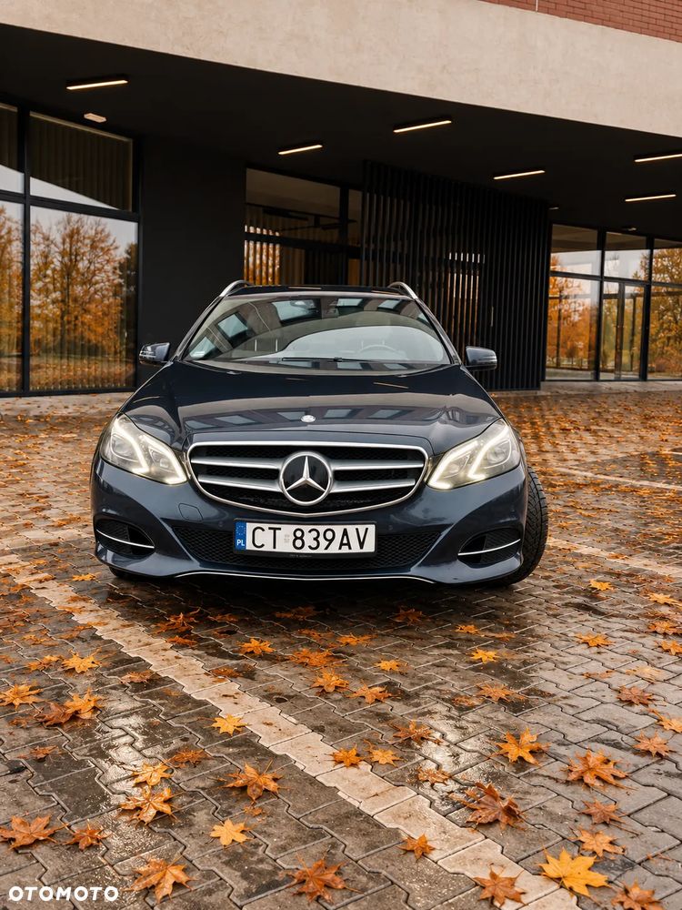 Mercedes-Benz E-Class 2013 photo 2