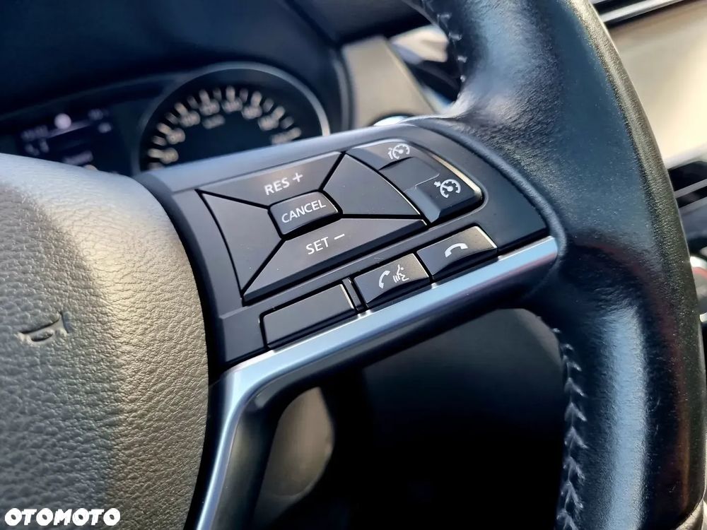 Nissan Qashqai 1.2 DIG-T Tekna Xtronic - 17