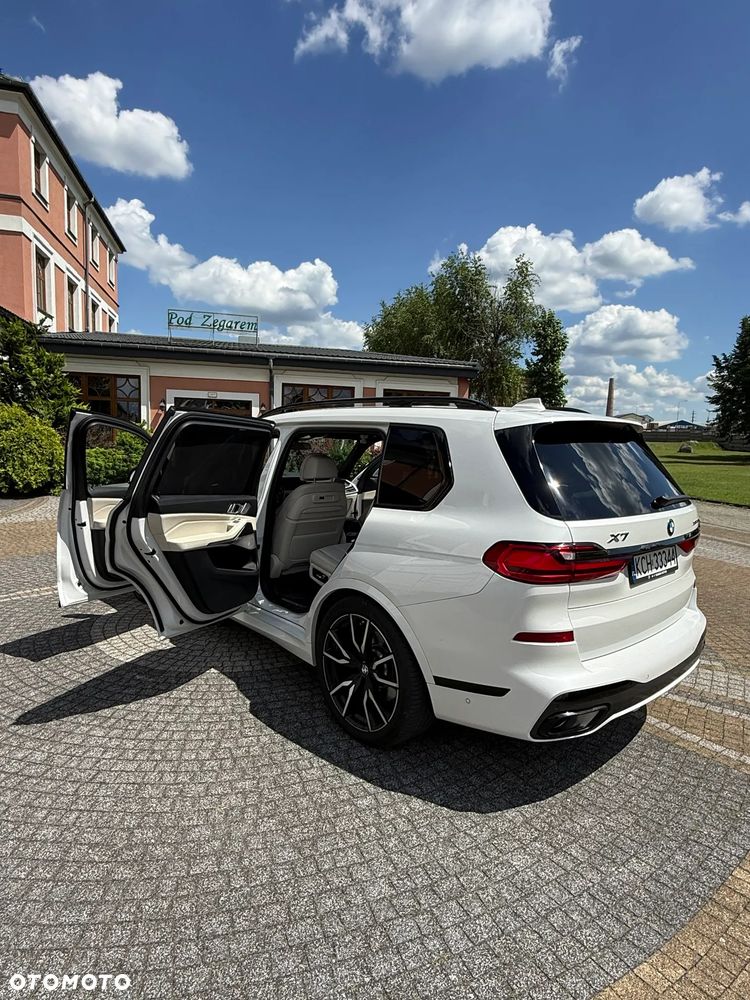 BMW X7 2021 photo 3