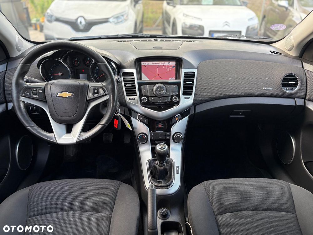 Chevrolet Cruze 1.6 - 13