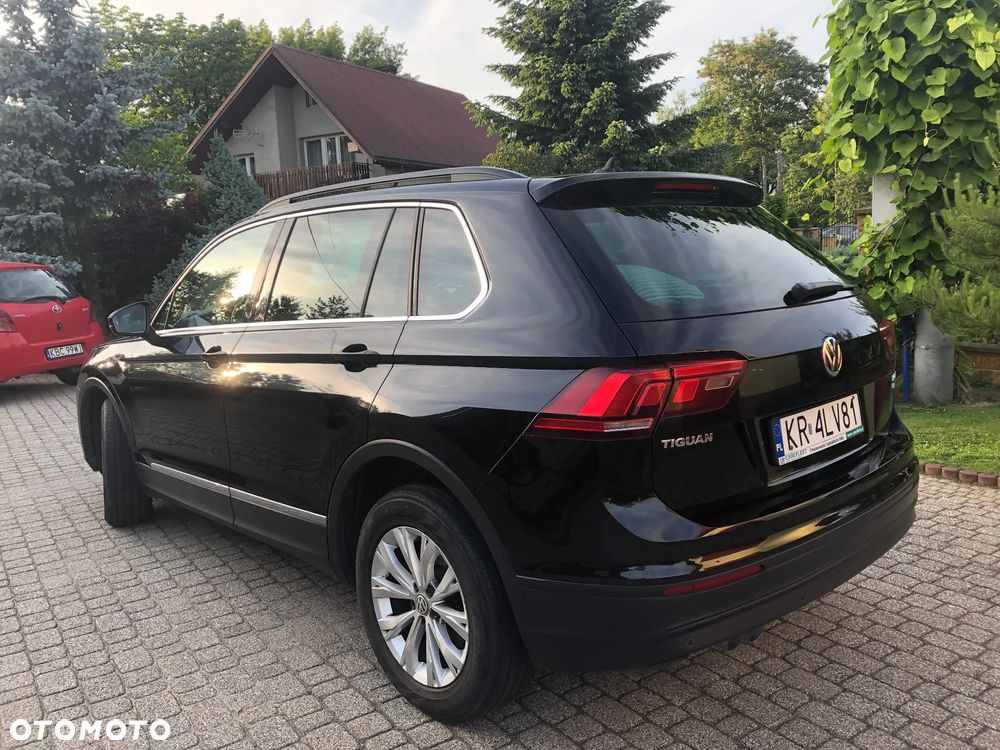 Volkswagen Tiguan - 4