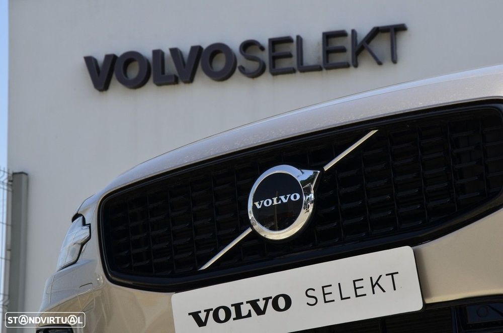 Volvo V60 2.0 T6 AWD TE Plus Dark - 6