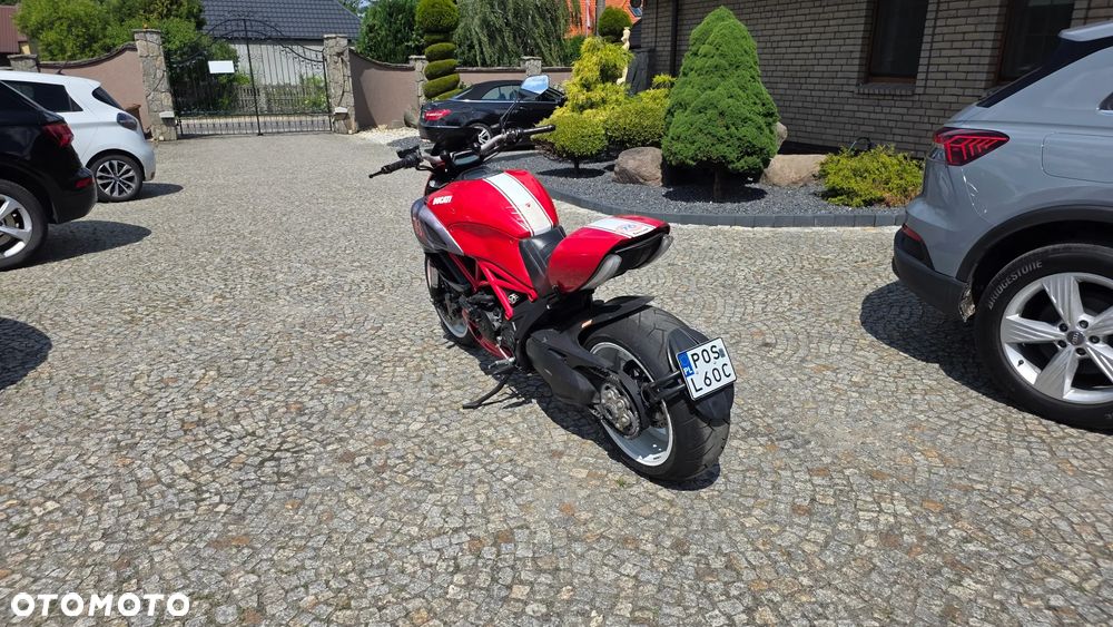 Ducati Diavel - 11