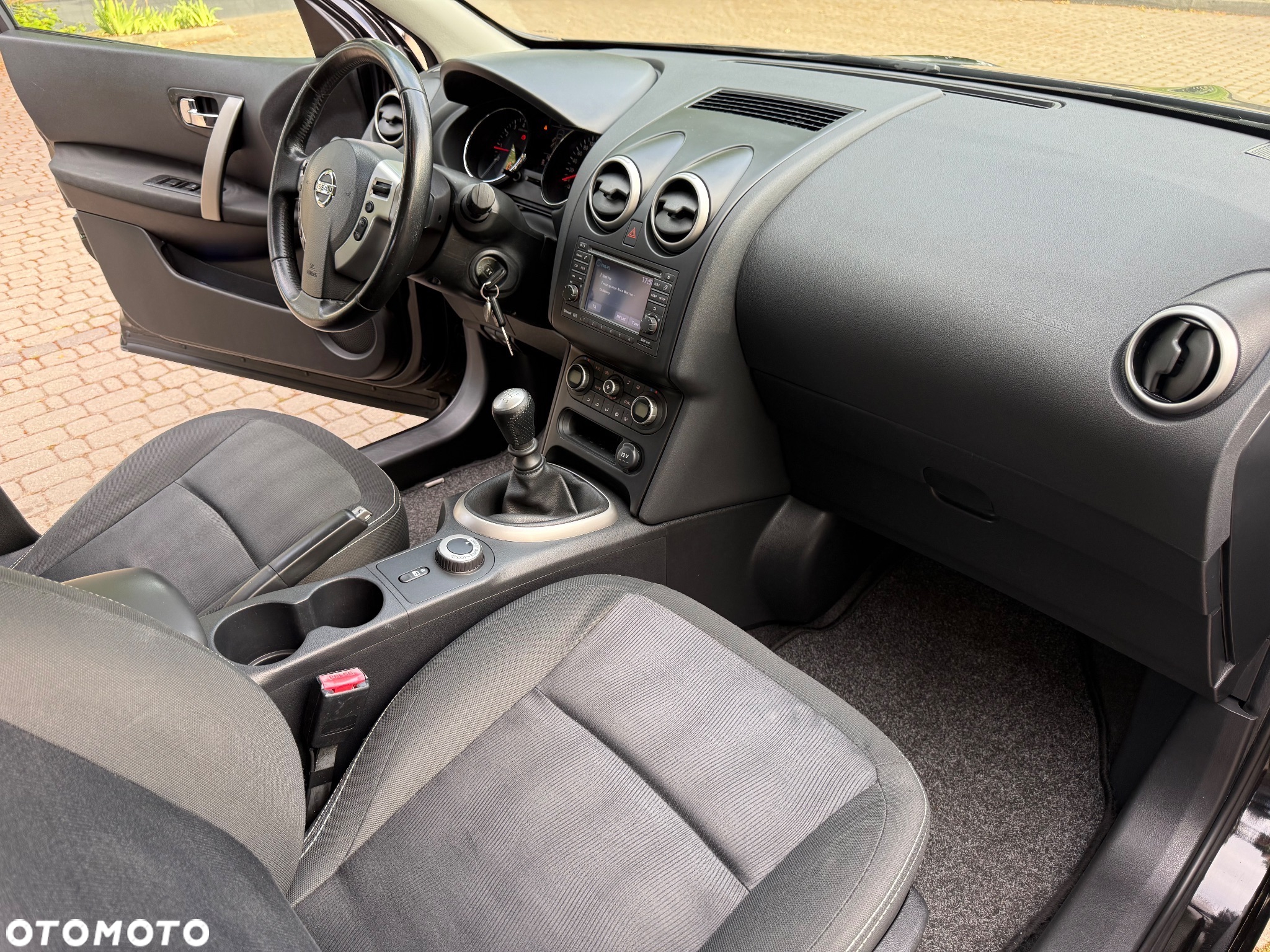 Nissan Qashqai 2.0 4x4 Tekna - 25