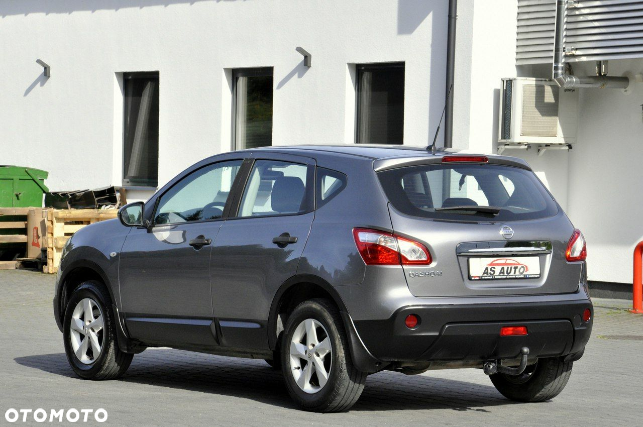 Nissan Qashqai 1.6 visia - 33