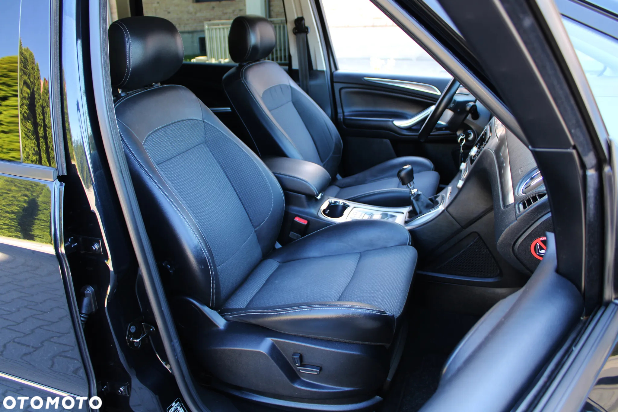 Ford S-Max - 32
