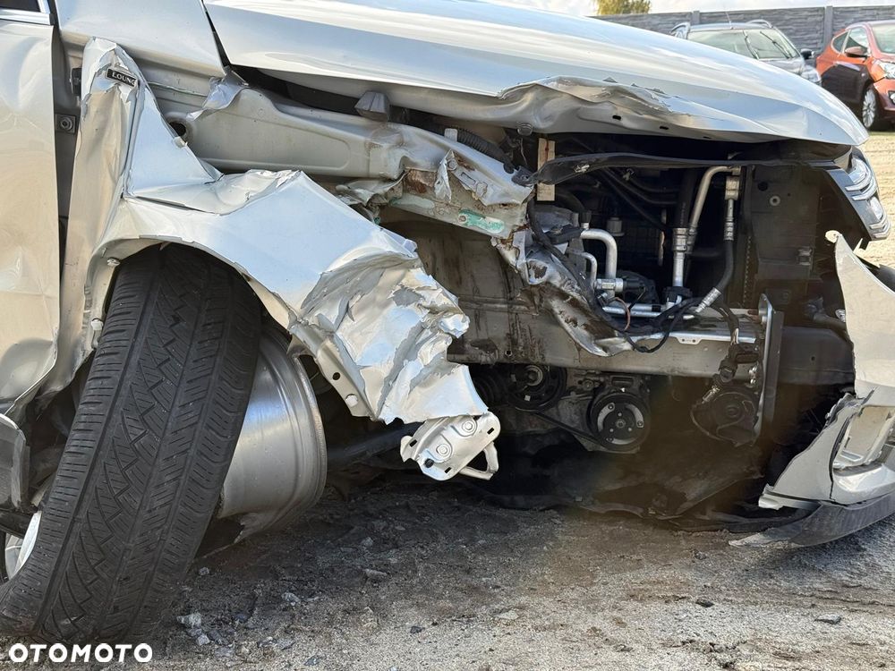 Volkswagen Tiguan - 6