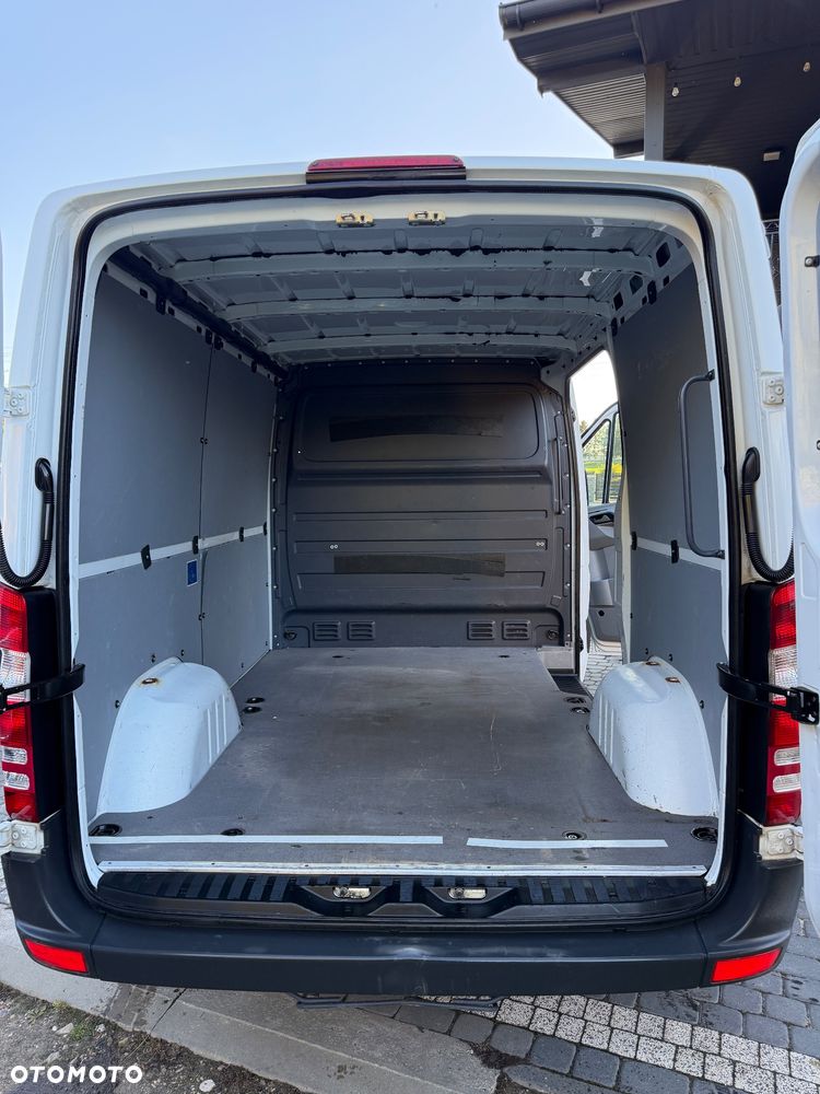 Mercedes-Benz Sprinter - 35