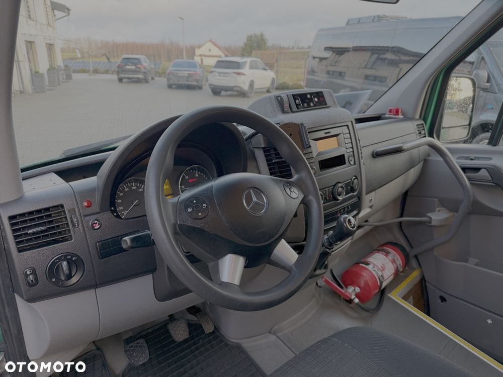 Mercedes-Benz Sprinter 516 Nr. Oferty: 19 - 7