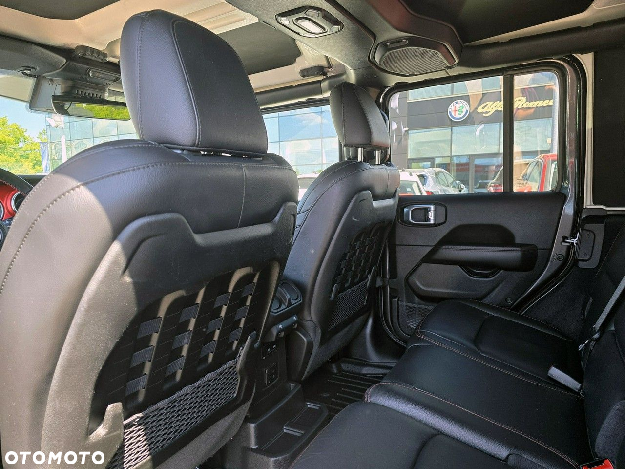 Jeep Wrangler - 17