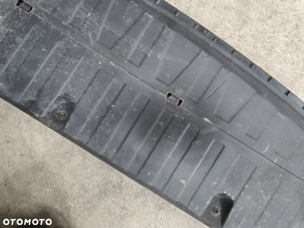 Dokładka dolna zderzaka Skoda Kodiaq Płyta Podłoga 565807611 - 8