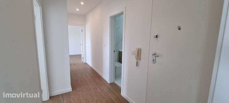 Vende-se  t2 remodelado Torre Marinha Arrentela - Grande imagem: 5/12