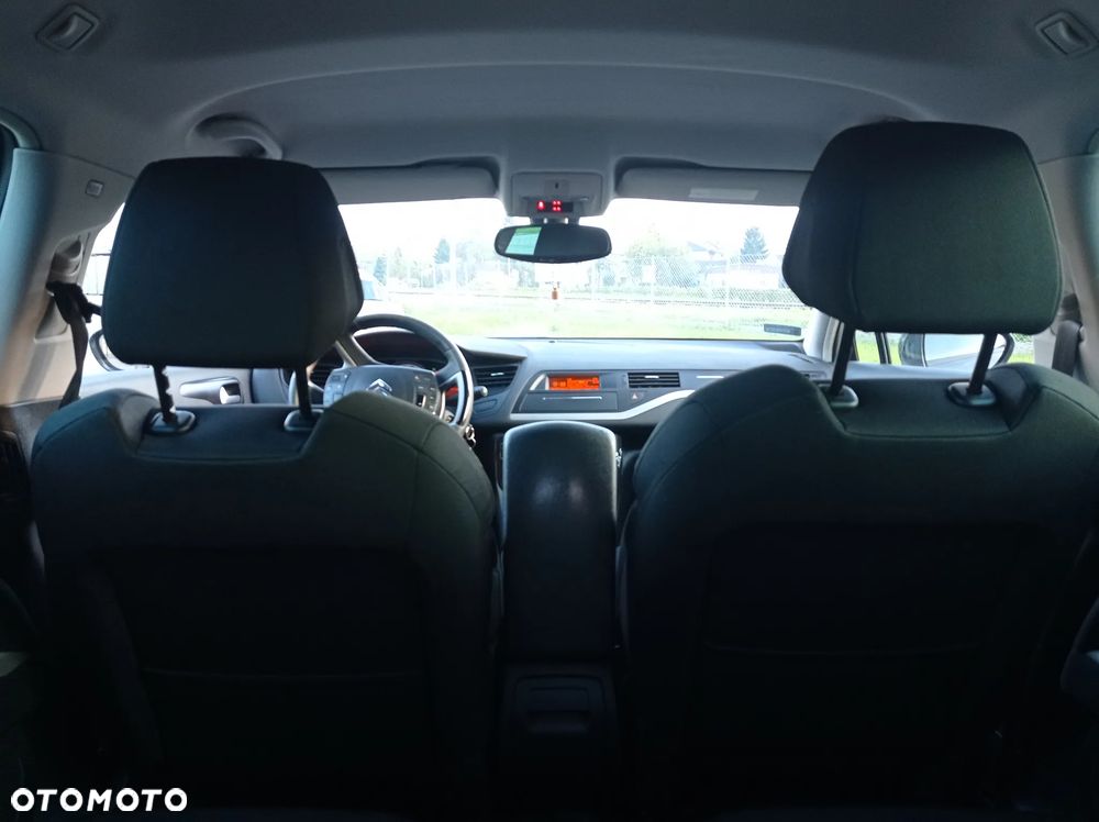 Citroën C5 2.0 HDi Attraction - 10