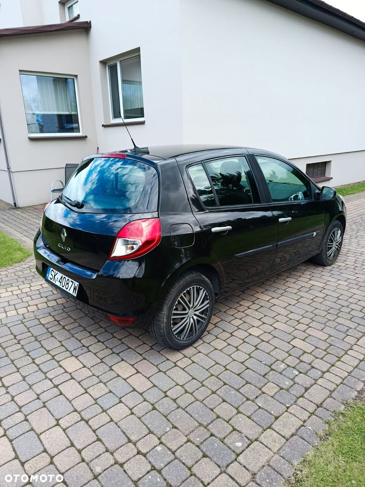 Renault Clio - 5