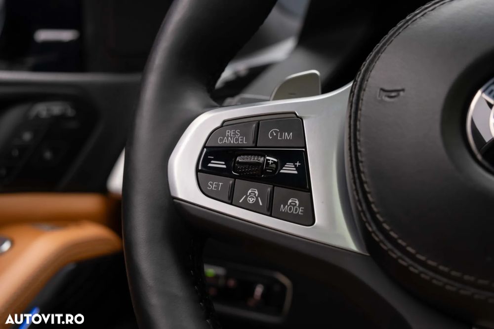 BMW X7 2022 — imagine 24