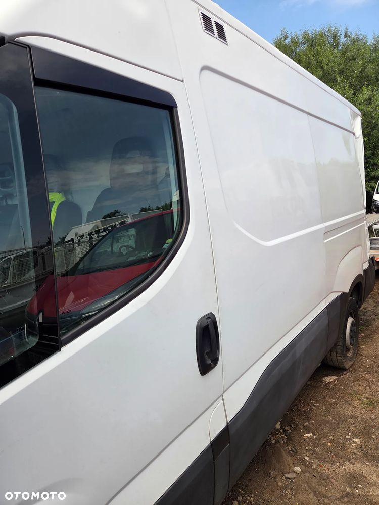 Iveco Daily 35s16 HiMatic - 14