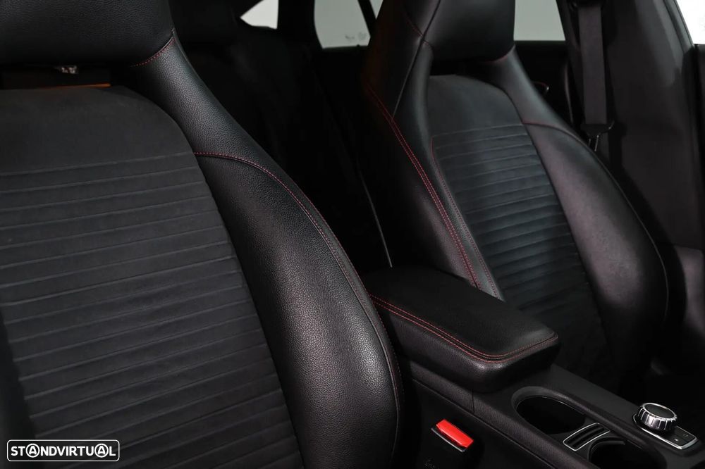 Mercedes-Benz CLA 200 d Shooting Brake AMG Line - 20
