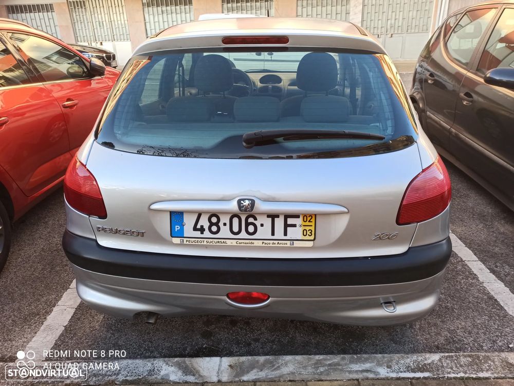 Peugeot 206 1.1 XT - 2