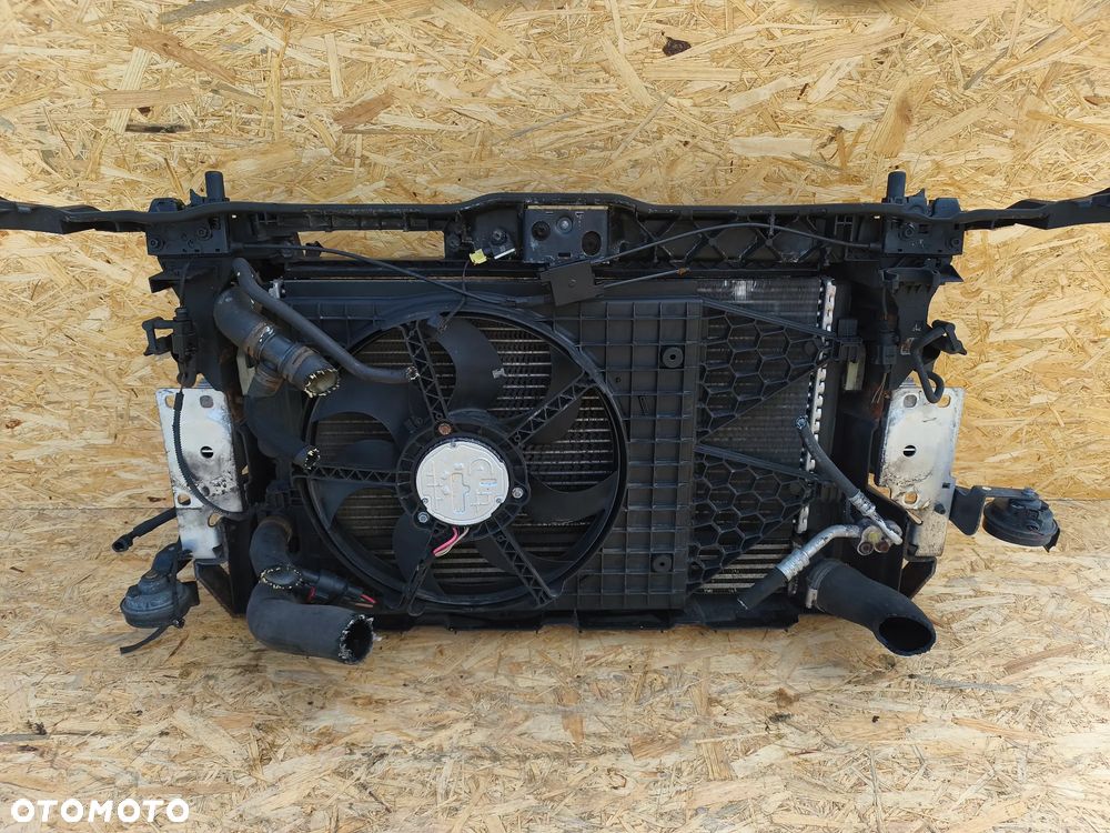 Audi A1 8X pas przedni wzmocnienie belka komplet chłodnic 1.6 TDI - 7