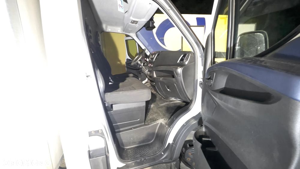 Iveco Daily 35C15 - 18