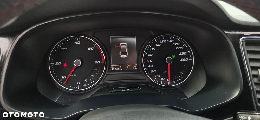 Seat Leon 2.0 TDI FR S&S DSG - 25