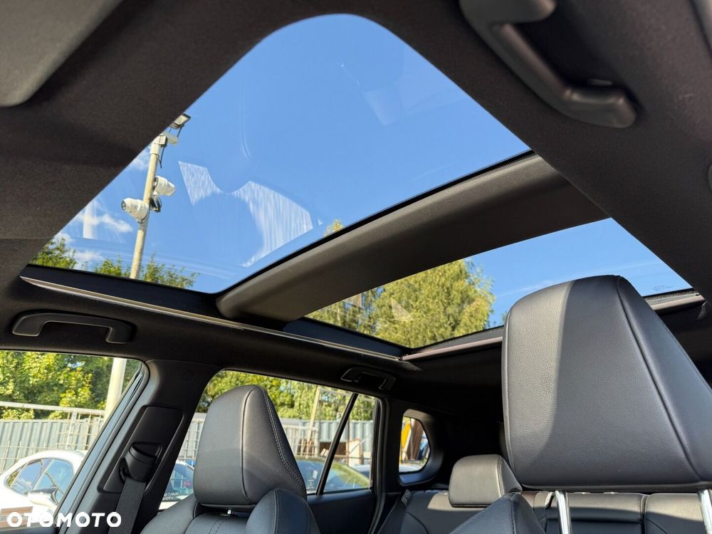 Toyota Corolla Cross 2.0 Hybrid Executive - 32
