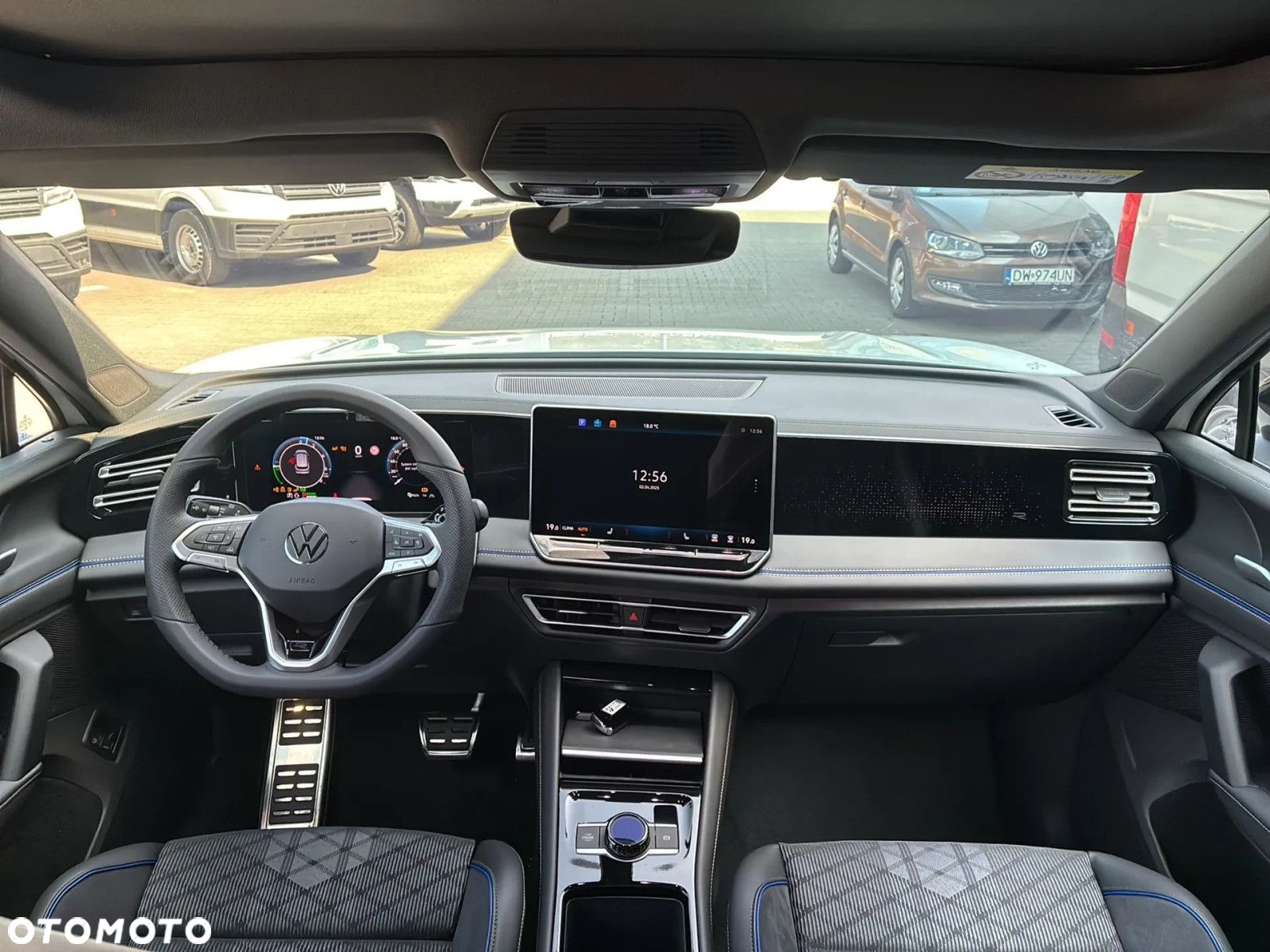 Volkswagen Tiguan - 4