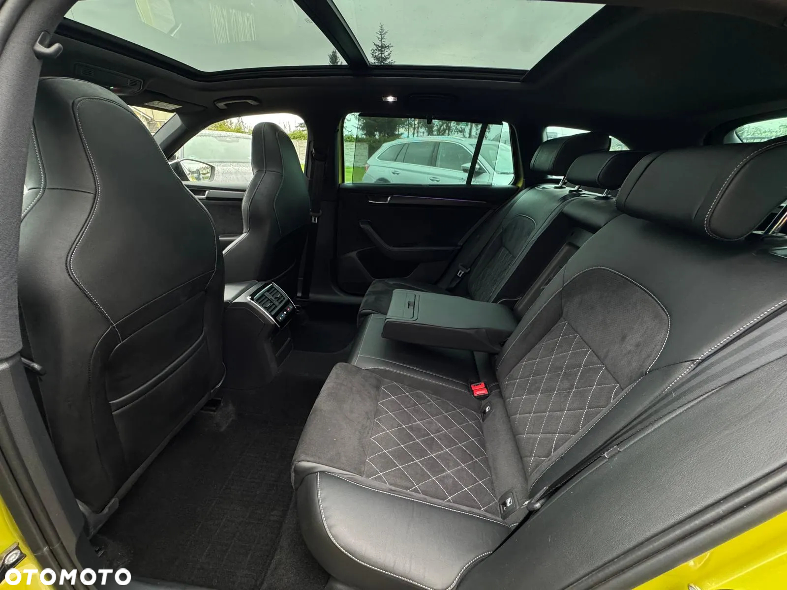 Skoda Superb 2.0 TDI 4x4 DSG Sportline - 26