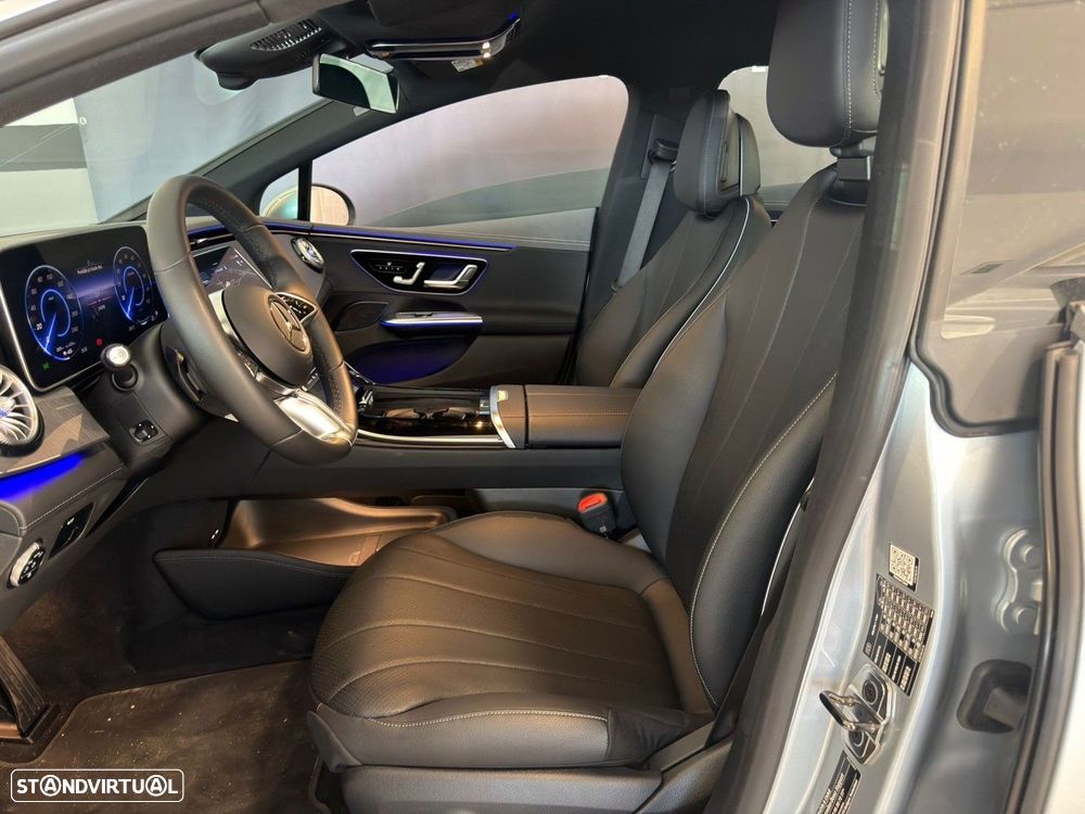 Mercedes-Benz EQE 300 Edition Electric Art - 8