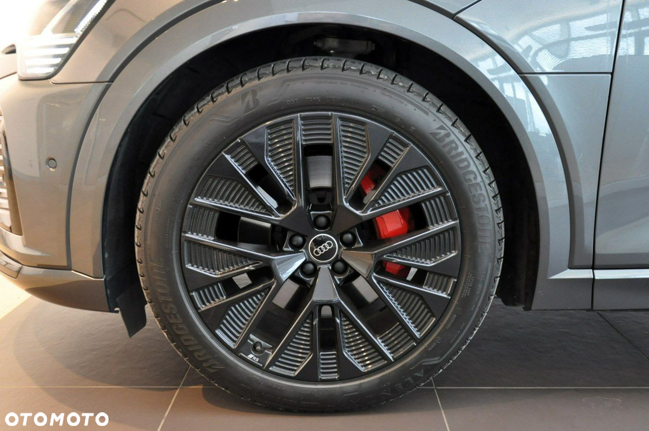 Audi Q8 - 7